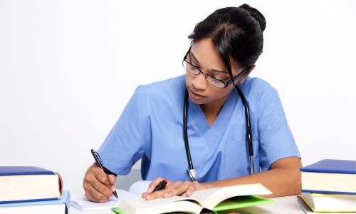 How to Transition from a Healthcare Job in India to One in Canada — Licensing, Exams and Immigration 2025 Guide